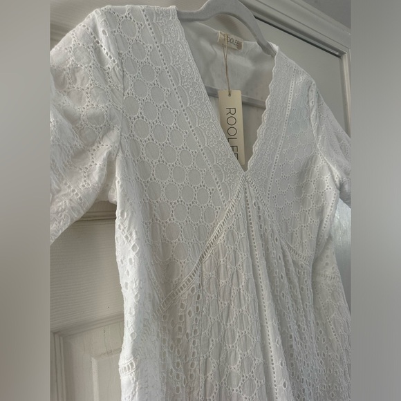 Roolee White eyelet lace v neck short sleeve midi dress women’s size M medium - Picture 7 of 7